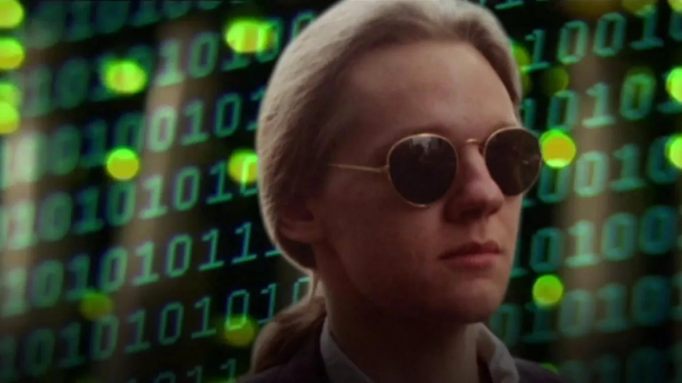 Джуліан Ассанж